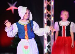 Showballett Formel I Weihnachtsrevue 2023 23